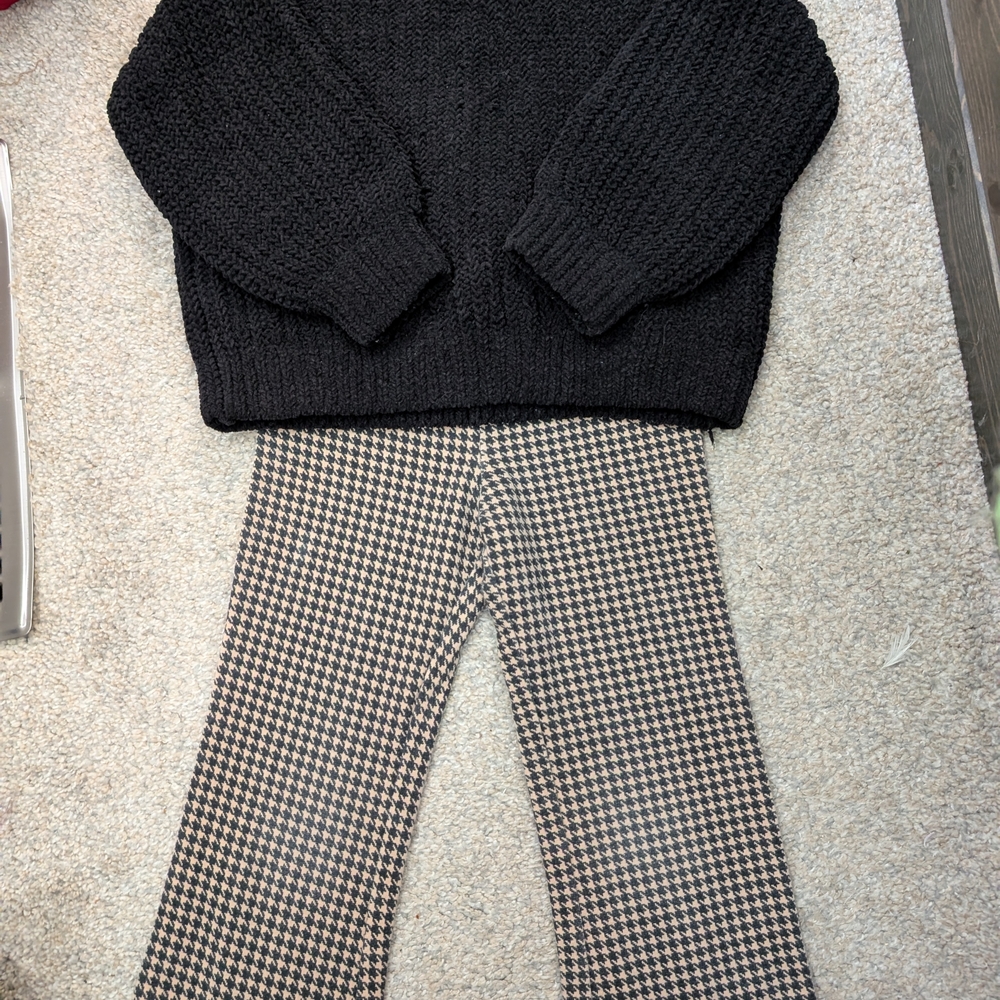 H&M Houndstooth Patterned Garment